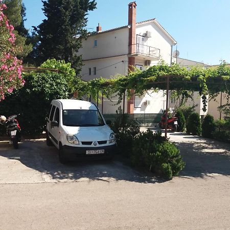 Apartment Viktoria Primošten Εξωτερικό φωτογραφία